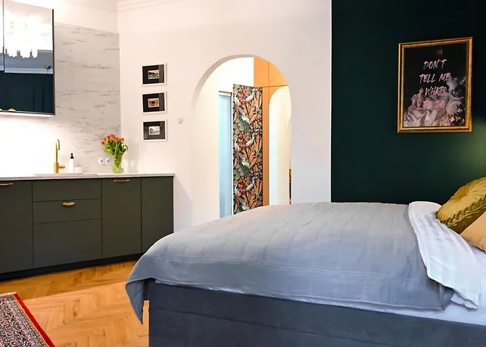 アパート Mileticova Apartment- Quiet And Cozy ブラチスラヴァ