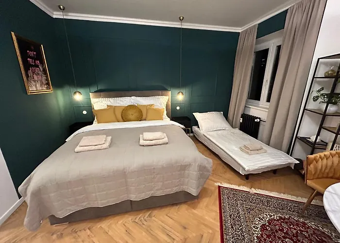 Mileticova Apartment- Quiet And Cozy