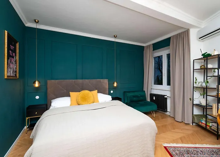 Inn Emerald Boutique & Comfort *